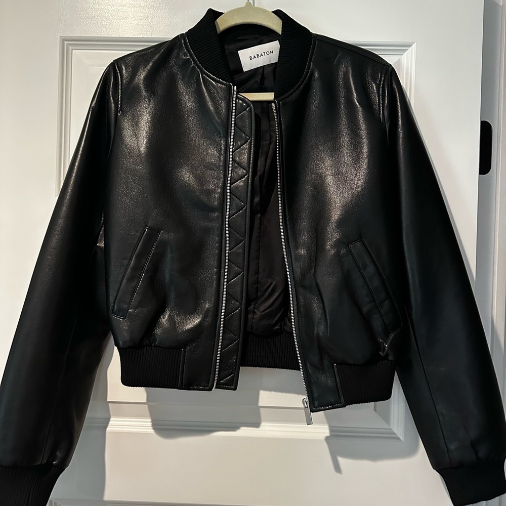 Women's Black Bomber Jacket Aritizia